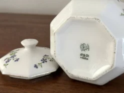 Sucrier / bonbonnière en porcelaine de Limoges Bernardaud décor barbeau