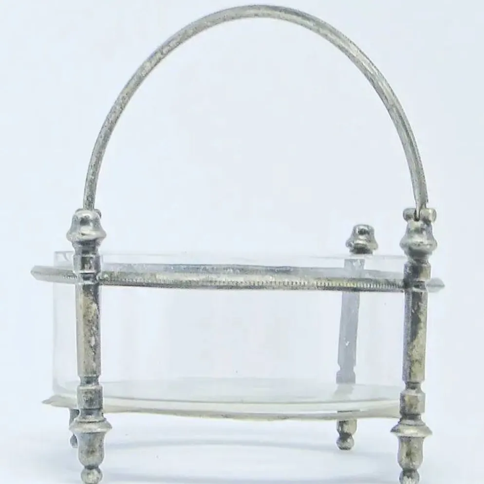 Sucrier Éclectisme, verre, laiton argenté, Bracia Henneberg, Pologne, années 1920.