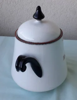 Sucrier en porcelaine