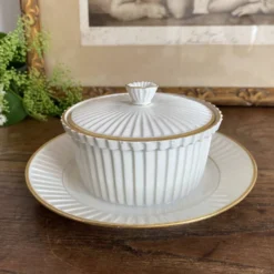 Sucrier en porcelaine fine Mehun