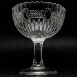 Sucrier en verre pressé en forme de panier, Ząbkowice, Pologne, années 1970