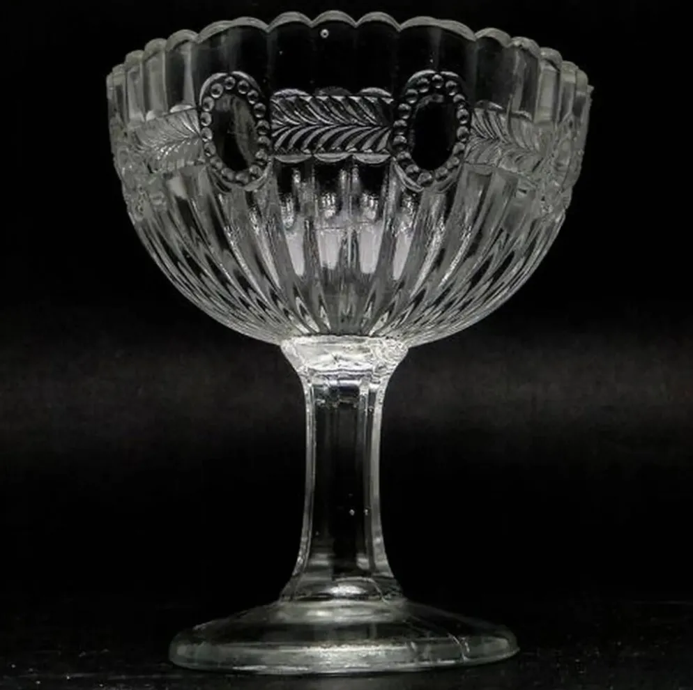 Sucrier en verre pressé en forme de panier, Ząbkowice, Pologne, années 1970