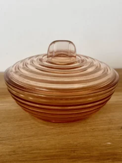 Sucrier en verre rose