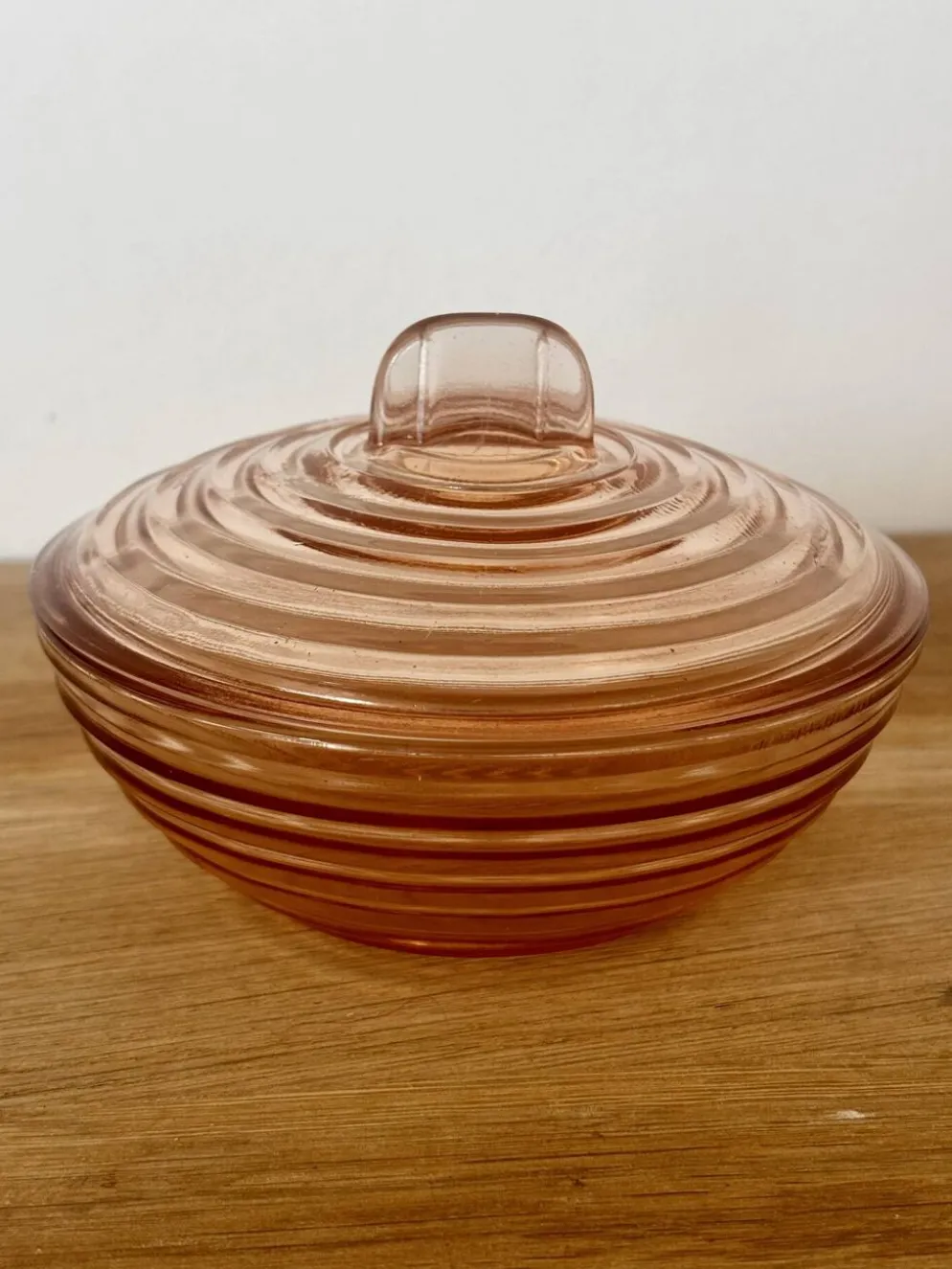 Sucrier en verre rose