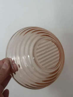 Sucrier en verre rose