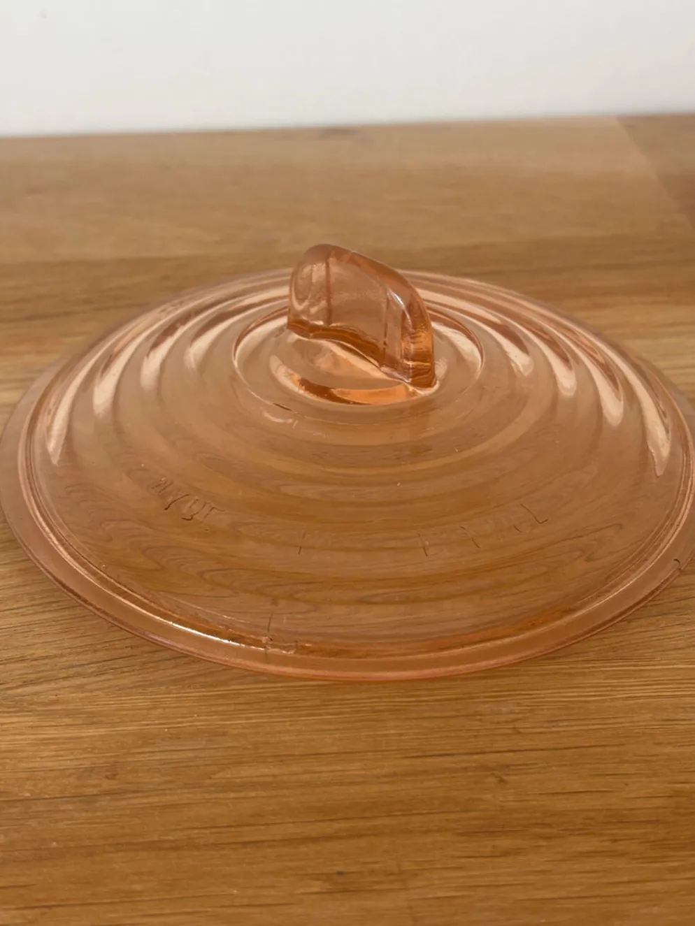 Sucrier en verre rose