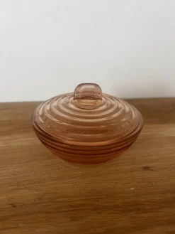 Sucrier en verre rose