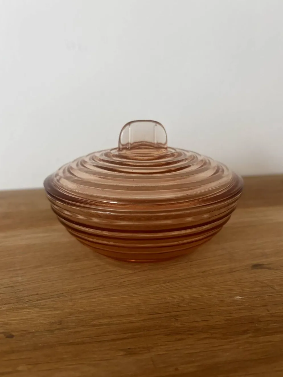 Sucrier en verre rose