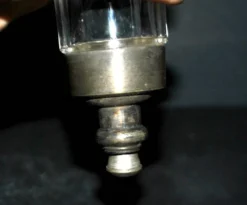 Sucrier saupoudreuse La Parfaite SGDG en verre et métal argenté art déco