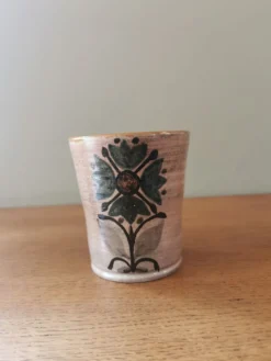 Suite de 4 mugs vintage