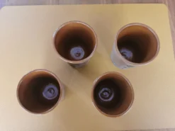 Suite de 4 mugs vintage