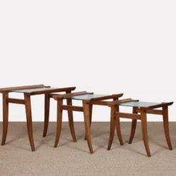Suite de 3 tables gigognes en noyer par Maxime Old, circa 1940