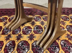 Suite de tables gigognes en teck des années 1970 de la marque GPlan