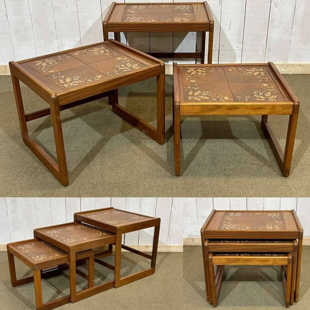 Suite de 3 tables gigognes en teck et dessus carrelé