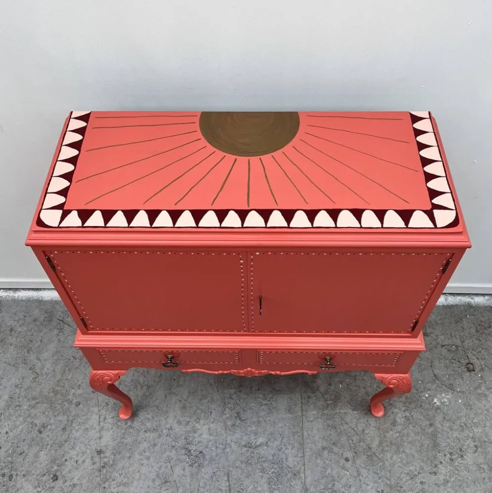 Sunny Side Up – Cabinet vintage peint à la main