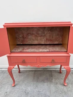 Sunny Side Up – Cabinet vintage peint à la main