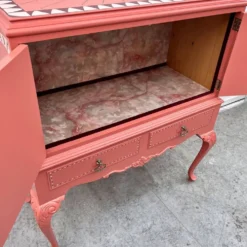 Sunny Side Up – Cabinet vintage peint à la main