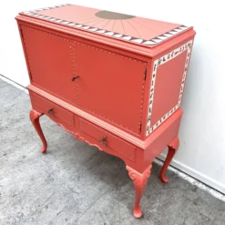 Sunny Side Up – Cabinet vintage peint à la main