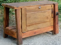 Superbe ancien établi de menuisier restauré en chêne - Meuble de métier