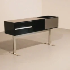 Superbe bar / buffet Willy Rizzo en noir et acier inoxydable, Italie 1969