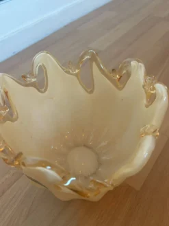 Superbe bol en cristal blanc de Murano fabriqué à la main en Italie