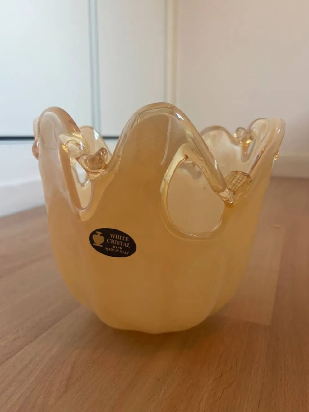 Superbe bol en cristal blanc de Murano fabriqué à la main en Italie