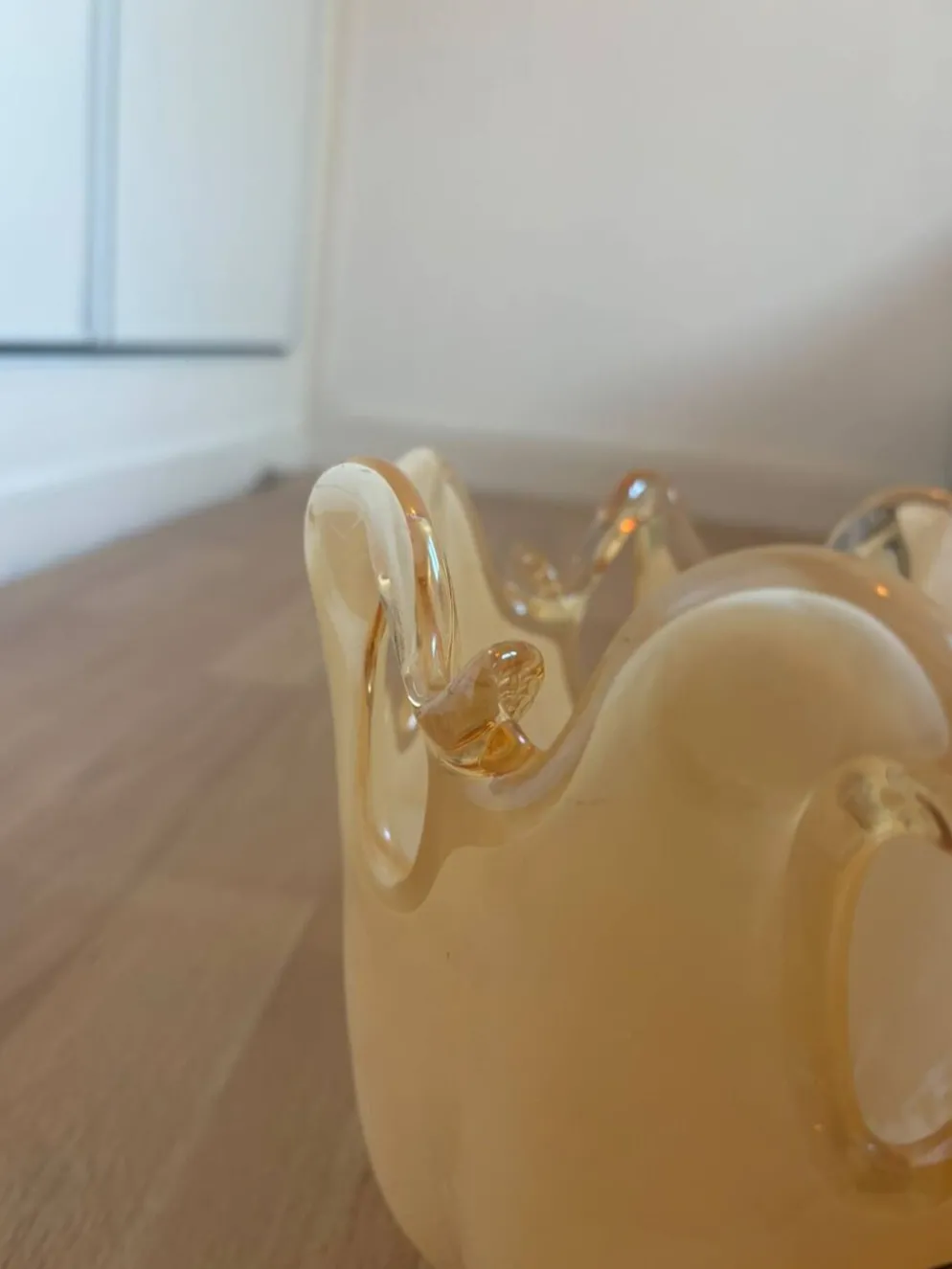 Superbe bol en cristal blanc de Murano fabriqué à la main en Italie