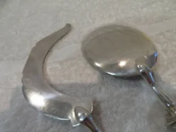 Superbe couvert à servir la glace 2p orfèvre Boulenger LXV écailles