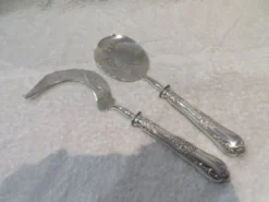 Superbe couvert à servir la glace 2p orfèvre Boulenger LXV écailles