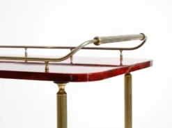 Superbe grand chariot de service en peau de chèvre rouge Aldo Tura des années 1960 | Fabriqué en Italie