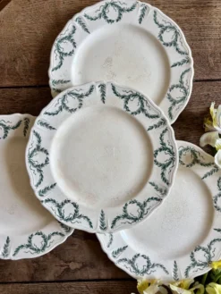 Superbe lot de 6 assiettes à dessert vintage de la manufacture de Longchamp