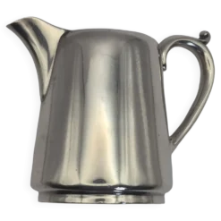 Superbe pot à lait crémier vintage de la prestigieuse maison d’orfèvrerie a