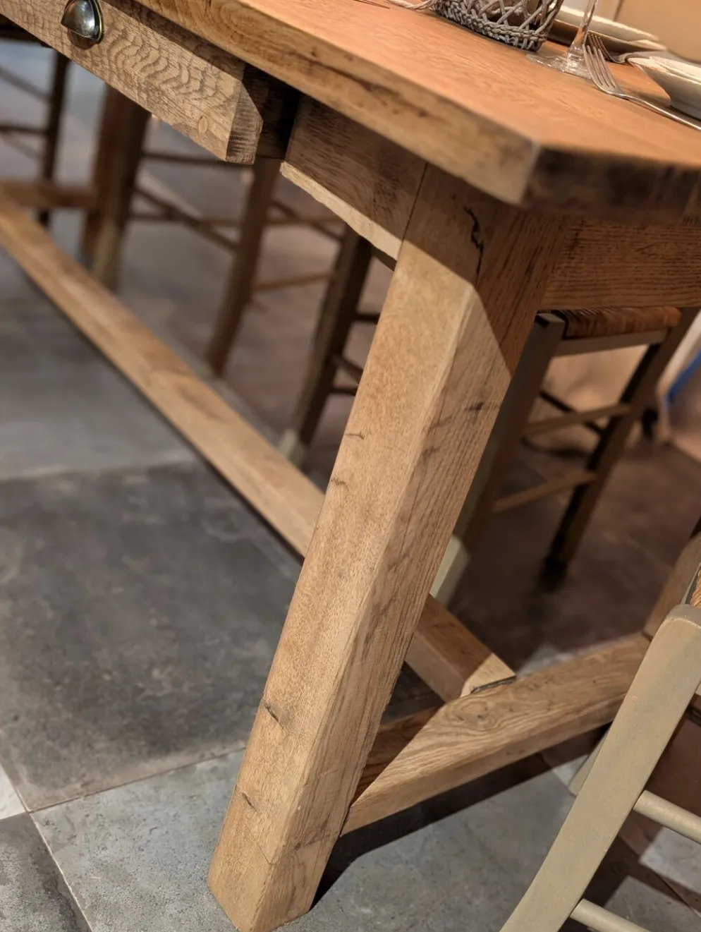 Superbe table de ferme ancienne en chêne massif restaurée – 8 personne