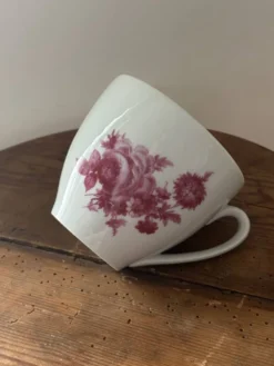 Superbe tasse en porcelaine fleurie rose Singer Limoges