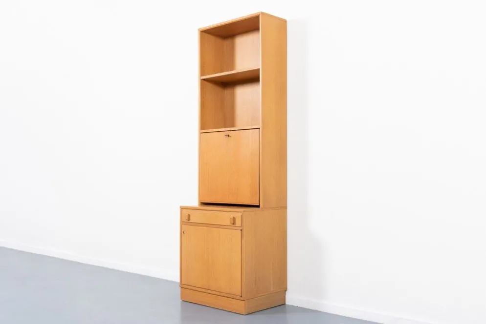 Swedish vintage bar cabinet in two parts in oak from the 1970s