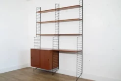 Systeme d'étageres String en teck 1960