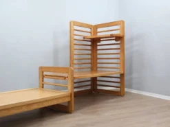 Système de banquette-lit et de rangement multifonctionnel de design italien des années 1970