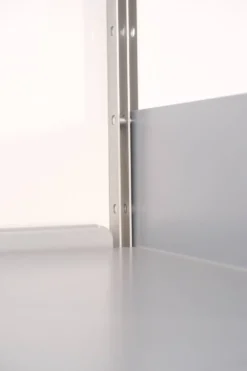 Système de rayonnage “606” par Dieter Rams / Vitsœ