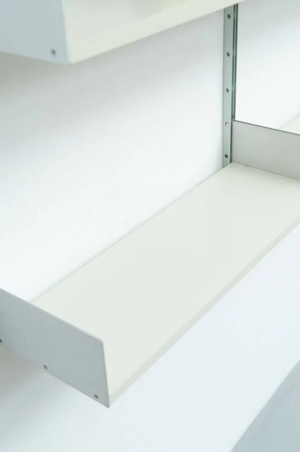Système de rayonnage 606 par Dieter Rams pour Vitsoe, années 1960.