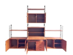Système mural vintage en teck par Musterring – design modulaire