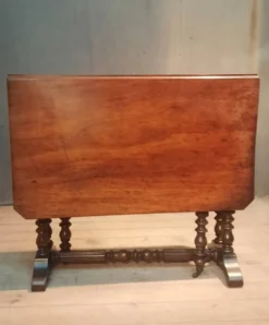 Table à abattants dite "Get Leg"