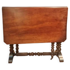 Table à abattants dite