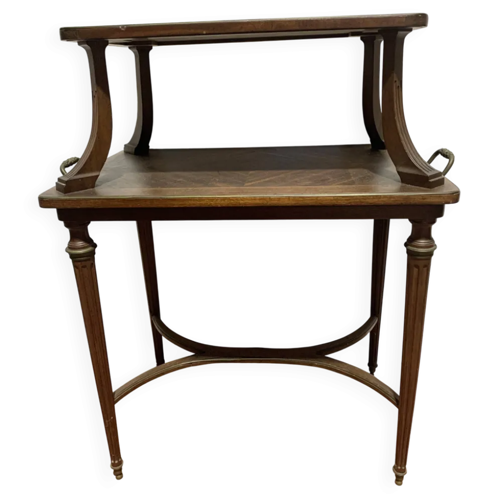 Table a desservir de style Louis XVI en acajou XIX siècle