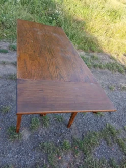 Table ancienne