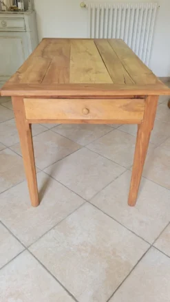 Table ancienne de ferme bois massif noyer
