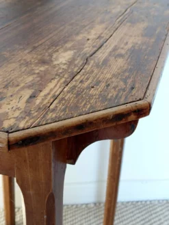Table ancienne en bois-Belle patine-Esprit maison de campagne