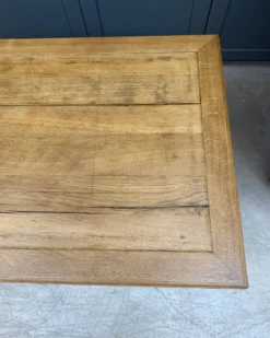 Table ancienne en chêne massif (rénovée)