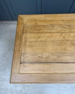 Table ancienne en chêne massif (rénovée)