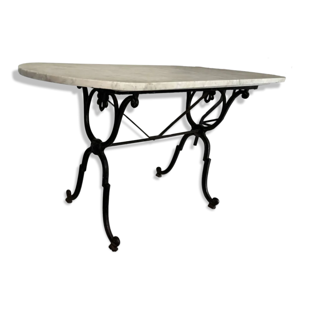 Table ancienne en marbre clair et fer forgé à décor floral – 139 cm