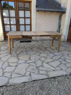 Table ancienne extensible
